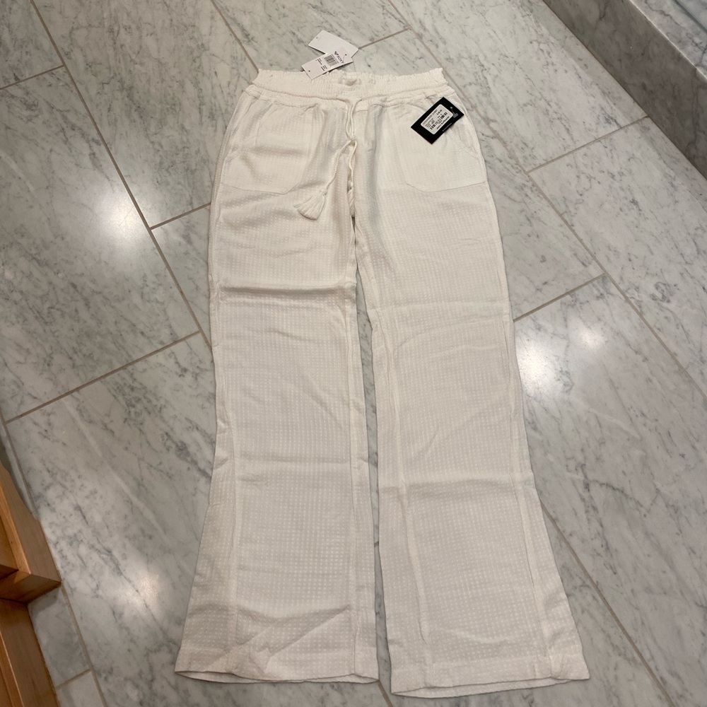 Roxy pants